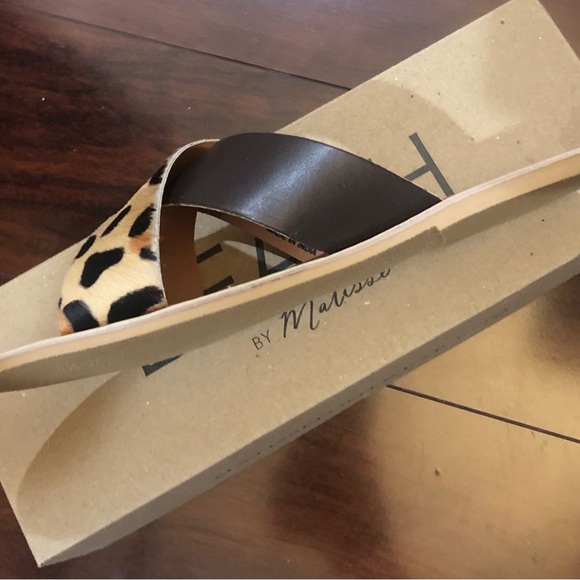 Beach by Matisse brown and leopard print sandal - Picture 2 of 2